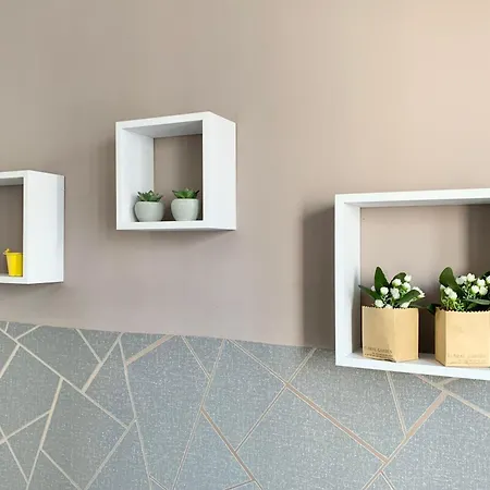 #d6 Hello Sunshine T3 Sleeps 6 Caserne De Bonne Apartment
