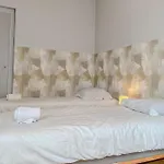 #d6 Hello Sunshine T3 Sleeps 6 Caserne De Bonne Apartament