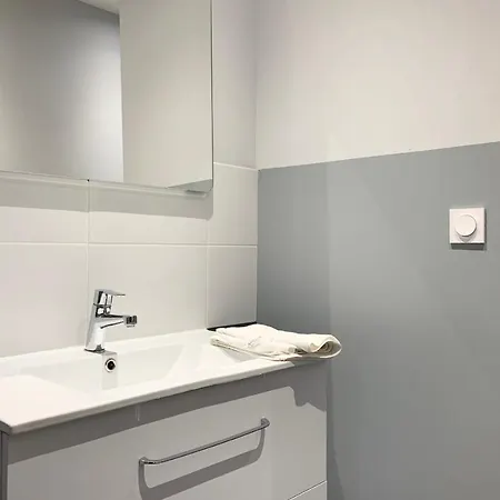 Appartement #d6 Hello Sunshine T3 Sleeps 6 Caserne De Bonne *