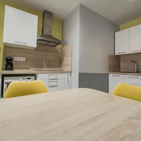 Διαμέρισμα #d6 Hello Sunshine T3 Sleeps 6 Caserne De Bonne