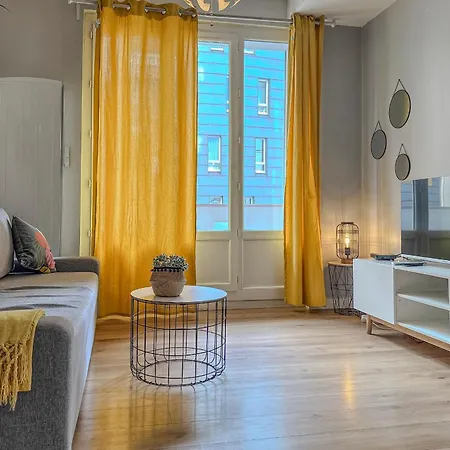 Διαμέρισμα #d6 Hello Sunshine T3 Sleeps 6 Caserne De Bonne