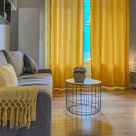 Διαμέρισμα #d6 Hello Sunshine T3 Sleeps 6 Caserne De Bonne *