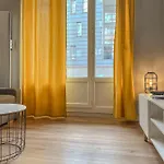 #d6 Hello Sunshine T3 Sleeps 6 Caserne De Bonne Apartment *