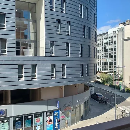 Daire #d6 Hello Sunshine T3 Sleeps 6 Caserne De Bonne