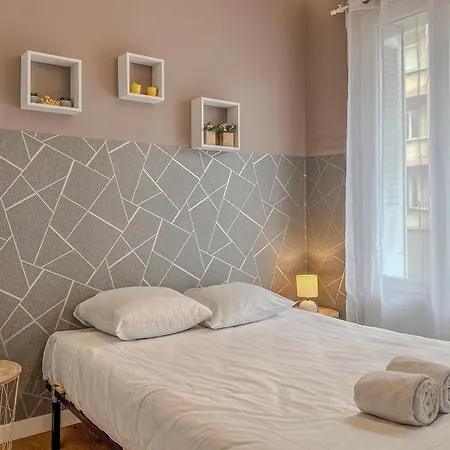 דירה #d6 Hello Sunshine T3 Sleeps 6 Caserne De Bonne