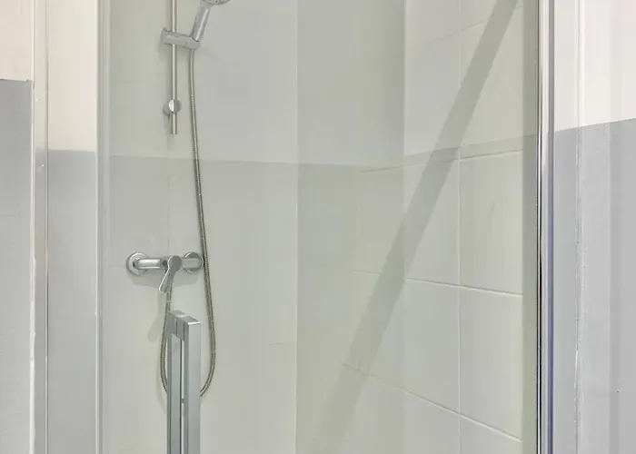 #d6 Hello Sunshine T3 Sleeps 6 Caserne De Bonne